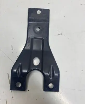 Volkswagen PASSAT B7 Radiator support slam panel bracket 3AA805569