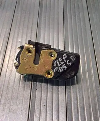 Jeep Grand Cherokee (WJ) Rear door lock
