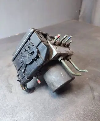 Toyota Avensis T270 ABS Pump 0265252483 265952119