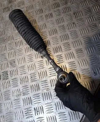 Audi A6 S6 C6 4F Steering tie rod 