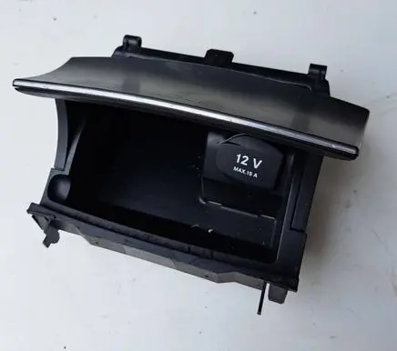 Mercedes-Benz C W203 Ashtray (front) 