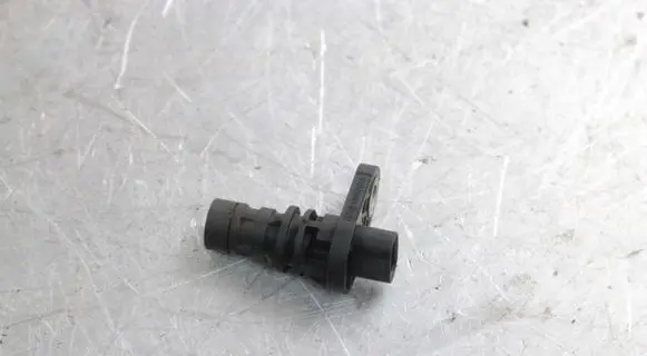 Volvo XC70 Crankshaft position sensor 31303937