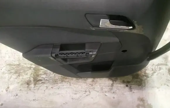 Opel Astra H Rear door card panel trim