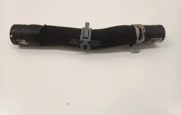 Volkswagen Touareg III Engine coolant pipe/hose