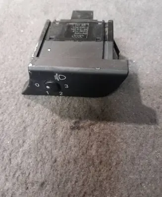 Audi A4 S4 B6 8E 8H Headlight level height control switch 8E1919094