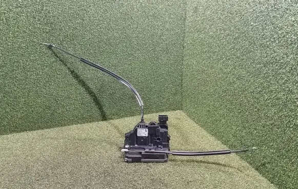 Citroen Jumper Front door lock 1350150080