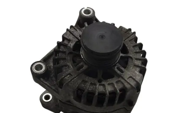 BMW 3 E90 E91 Generator/alternator 8507623