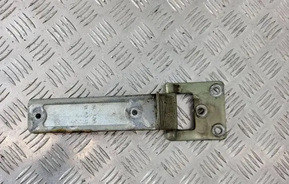 Land Rover Discovery Tailgate/trunk/boot hinge