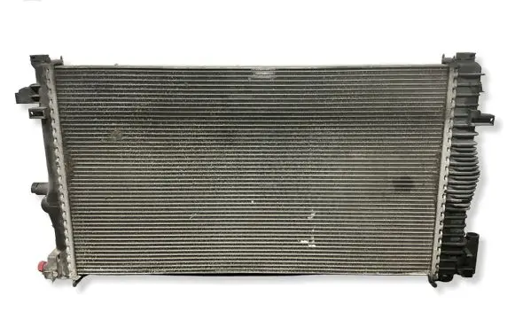 Opel Insignia A Coolant radiator 13437347