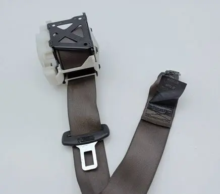 Audi A4 S4 B5 8D Rear seatbelt