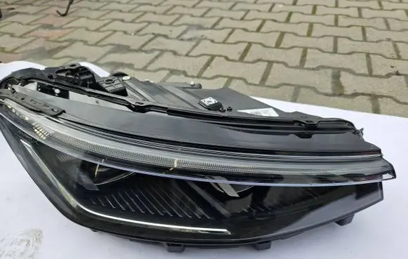 Volkswagen Passat Alltrack Headlight/headlamp 3J1941036 L855540