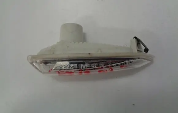 Opel Crossland X Front fender indicator light