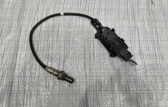 Land Rover Discovery Sport Lambda probe sensor M8D2-5J299-AB