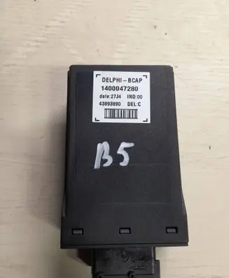 Peugeot 1007 Door control unit/module 1400047280 43893890