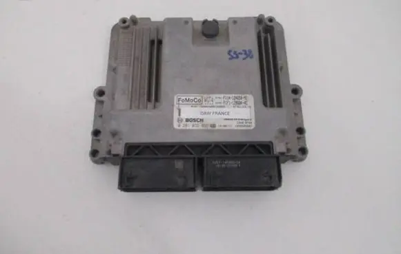 Ford B-MAX Engine control unit/module 0281032695 F1F112B684AD FV1A12A650ME