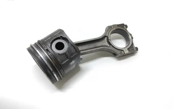 BMW 5 E39 Piston with connecting rod