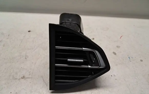Peugeot 308 Dashboard side air vent grill/cover trim 1304148XZD