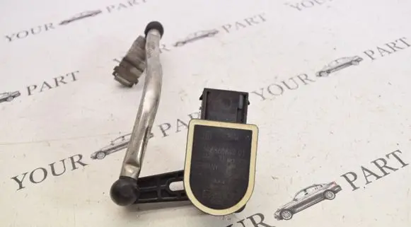 BMW 5 F10 F11 Headlight/headlamp level sensor 6860843