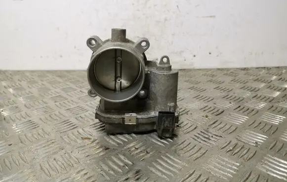 Jeep Cherokee Throttle valve D4891970AB