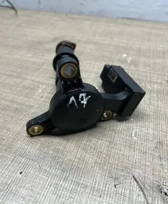 Mercedes-Benz E W210 Oil level sensor A0041535223 00W42 13542505