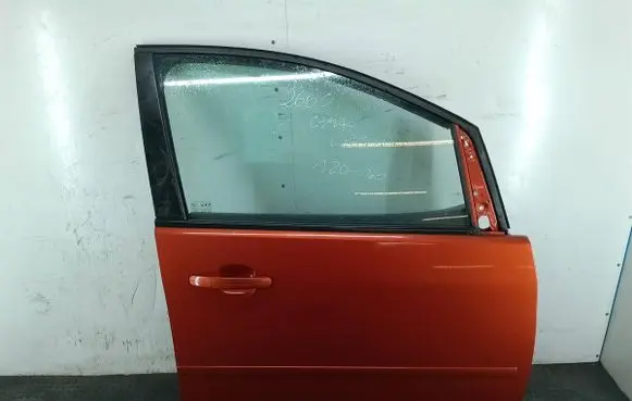 Ford Focus Front door