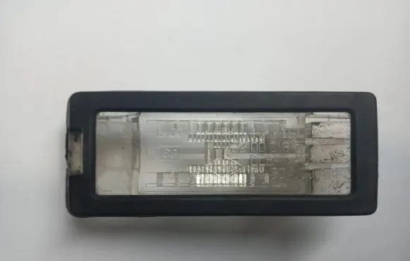 Renault Laguna II Number plate light 8200013577