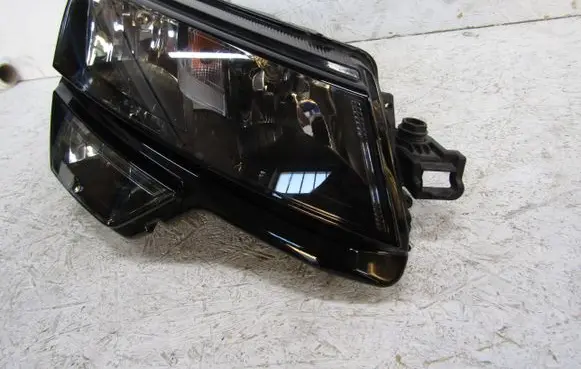 Skoda Karoq Headlight/headlamp 57B941016A 25PL8918