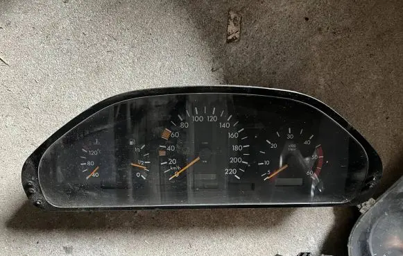Mercedes-Benz C W202 Speedometer (instrument cluster) 2025401948