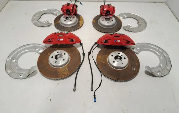 BMW X6 G06 Brake discs and calipers set 6875283 6875284