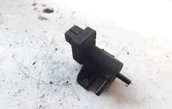 Renault Laguna II Vacuum valve 7700113709
