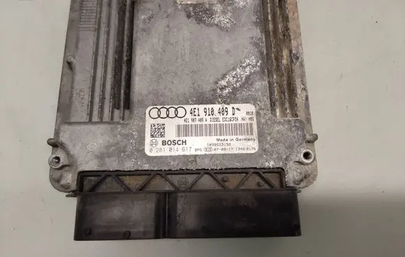 Audi A8 S8 D3 4E Engine control unit/module 4E1910409D 4E1907409A 0281014617