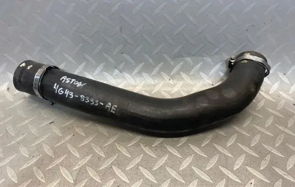 Aston Martin DB9 Engine coolant pipe/hose 4G43-8333-AE