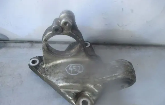 Peugeot 3008 I Driveshaft support bearing bracket 9680482880