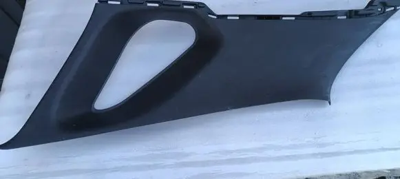 (D)pillar trim (top)