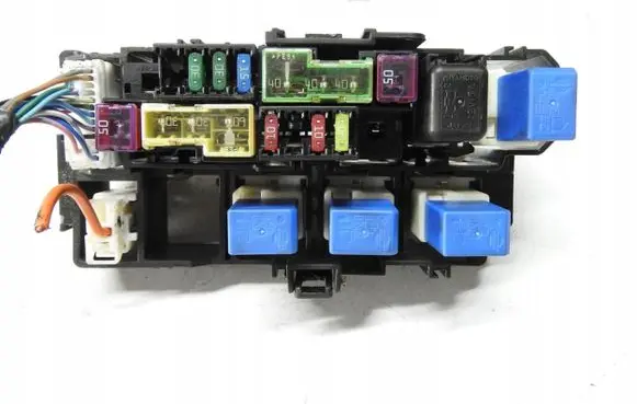 Nissan X-Trail T31 Fuse box set 24384ET80A