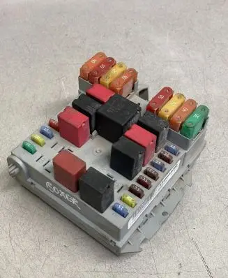 Dodge Caliber Fuse module 1349948080