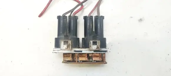 Coolant fan relay
