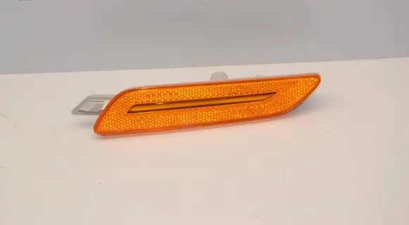 Porsche Cayenne (9Y0 9Y3) Front reflector 9Y0945071B 971945081B 8118