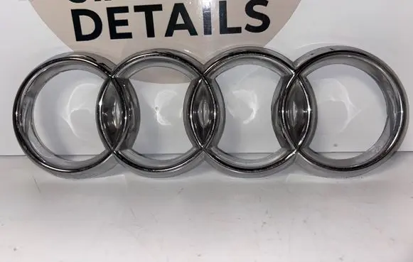 Audi R8 42 Manufacturer badge logo/emblem 