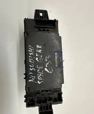 Mitsubishi Space Gear Fuse box set MR158245