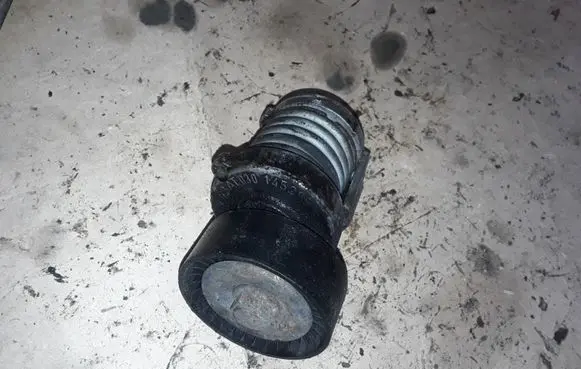 Volkswagen Polo Generator/alternator belt tensioner 030145299F