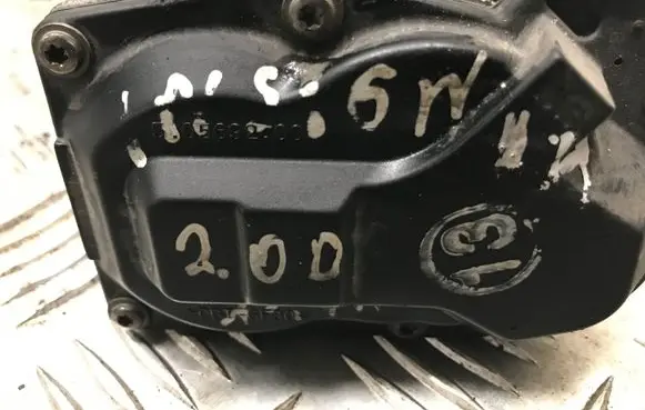Opel Insignia A Throttle valve 50569200