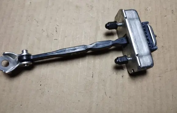 Honda Legend Rear door check strap stopper