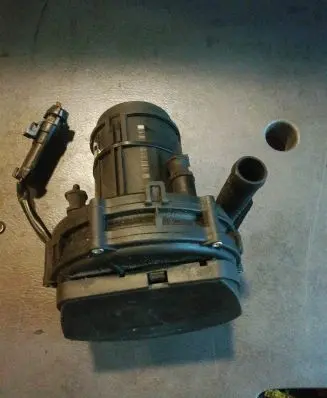 Opel Vectra B Secondary air pump 90571892 520169946495