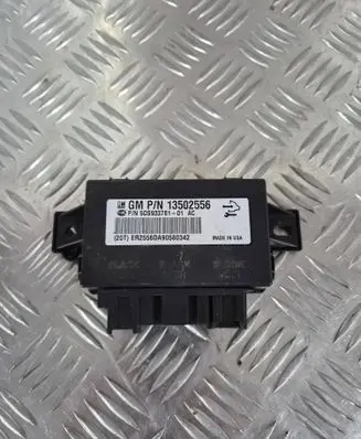 Opel Insignia A Seat control module 13502556