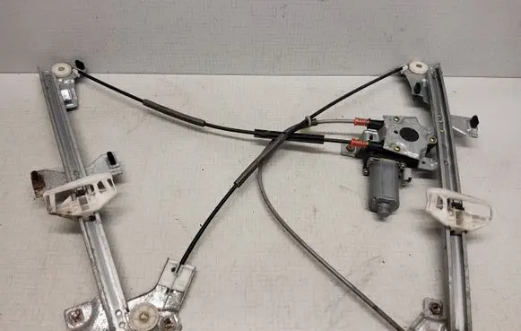 Citroen Berlingo Front door window regulator with motor 0130821762