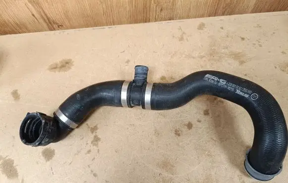 Mercedes-Benz C AMG W205 Engine coolant pipe/hose A2055018982