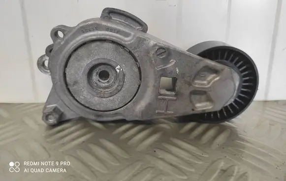 Toyota Auris E180 Generator/alternator belt tensioner 1NDTV