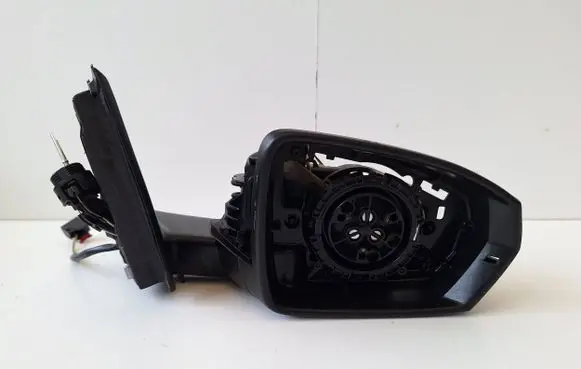 Volkswagen Polo VI Manual wing mirror 