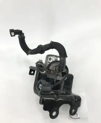 Dodge Challenger Vacuum pump P04581485AD